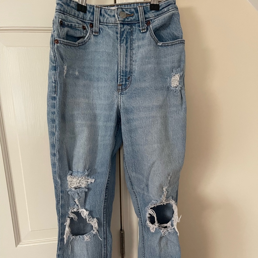 Abercrombie & Fitch High Mom Jeans- Curve Love